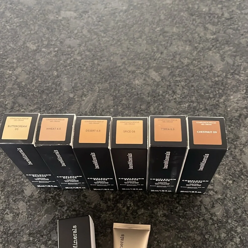 Bare Minerals Complexion Rescue Tinted Hydrating Gel Cream from 6 shades